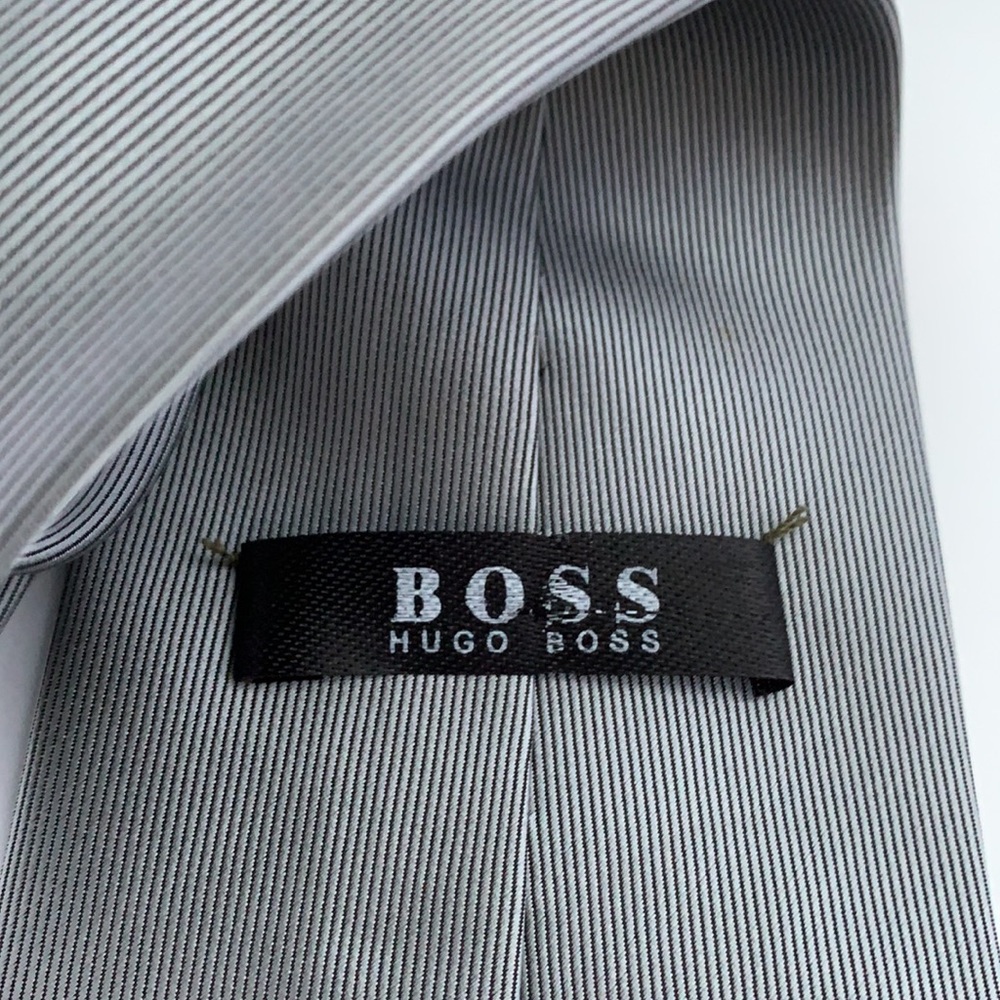 BOSS Hugo Boss fine line grey neck tie - Picture 4 of 8
